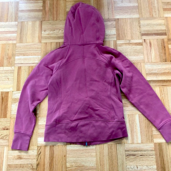 Dusty Rose lululemon scube full zip hoodie size 8 in good used condition. - Picture 2 of 3